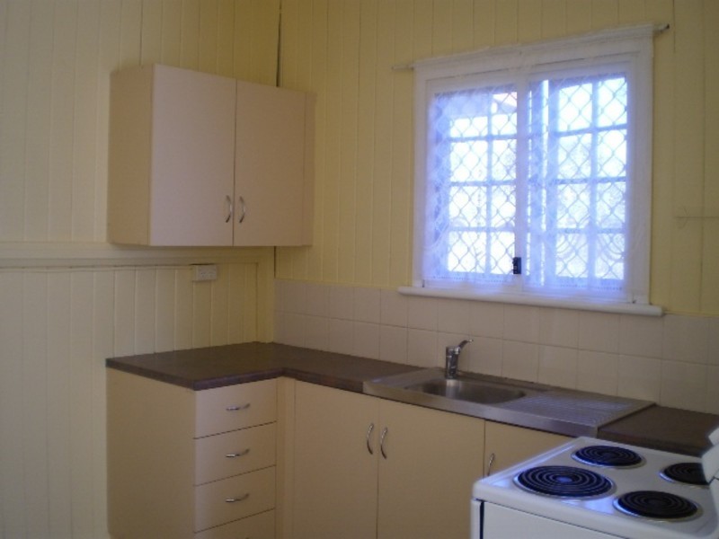 49 McKelligett Street, Wandal QLD 4700